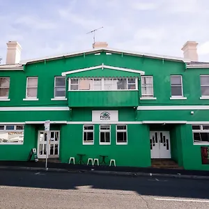  Hostel The Pickled Frog